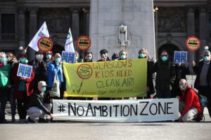Campaigners in Glasgow demonstrating against Glasgow City Council's weak air pollution proposals.