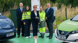 FM Nicola Sturgeon with electric vehicles/ credit: SP Energy networks